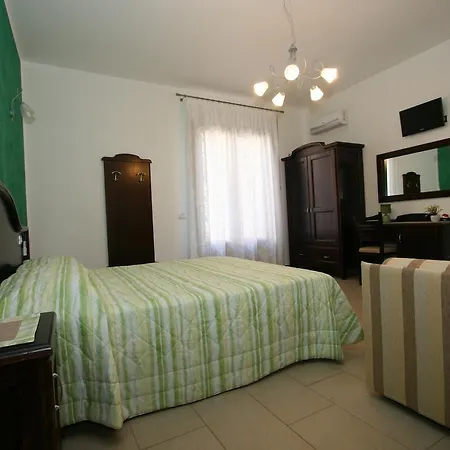 Baia Santa Margherita Nocleg ze śniadaniem Castelluzzo