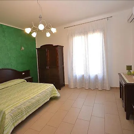 Baia Santa Margherita Bed & Breakfast 3*