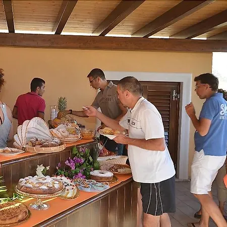Baia Santa Margherita Oda ve Kahvaltı Castelluzzo