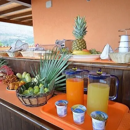 Baia Santa Margherita Bed and breakfast 4*