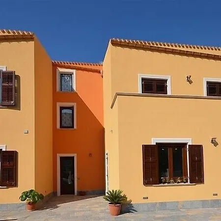 Bed and breakfast Baia Santa Margherita 4*